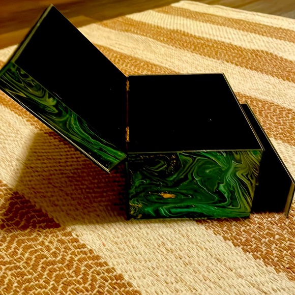Jewelry Box - Picture 4 of 10